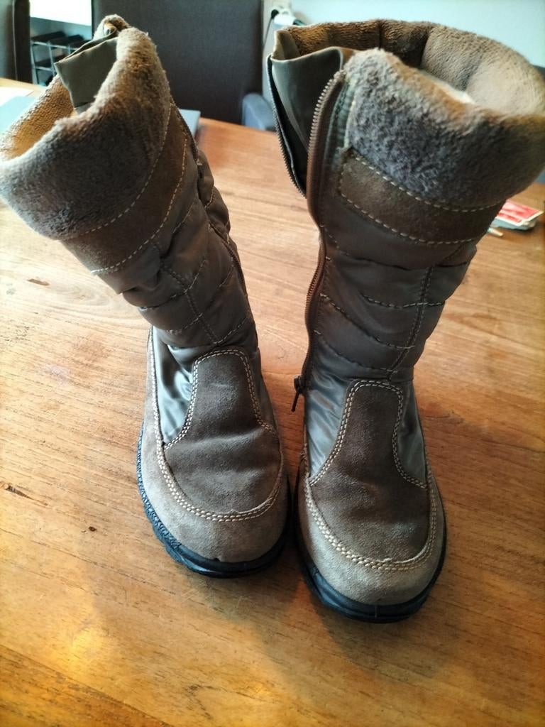 Leuke Snowboots maat 33, Ophalen, Jongen of Meisje, Laarzen, Zo goed als nieuw