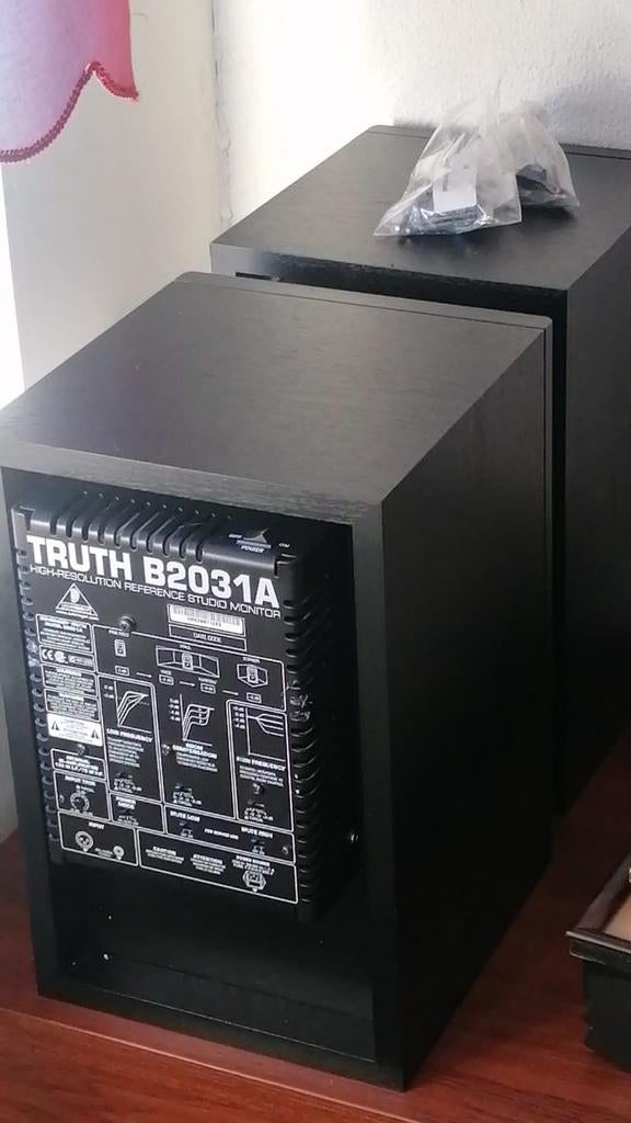 Behringer B2031A actief monitor, Refurbished, 120 watt of meer, Front, Rear of Stereo speakers, Ophalen