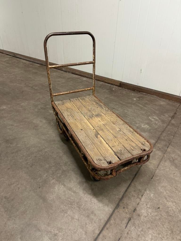 Industriële karretjes te koop., Doe-het-zelf en Verbouw, Transportwagens, Minder dan 60 liter, Ophalen, Gebruikt, Overige typen