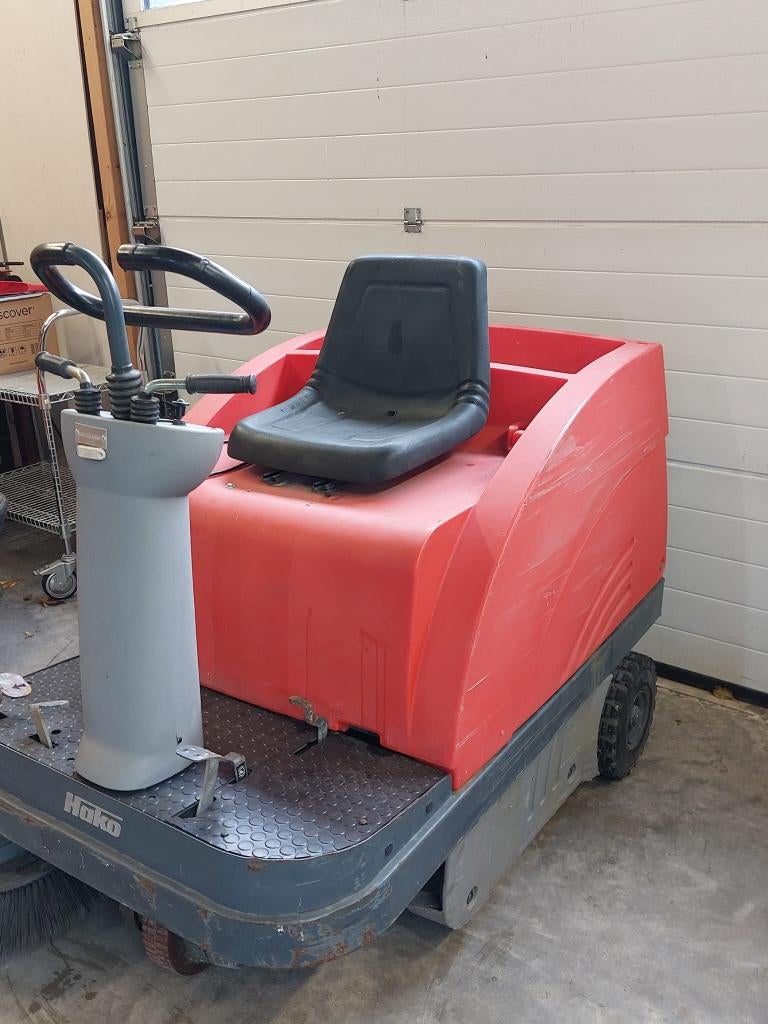 Hako Jonas 900 E Veegmachine, Ophalen of Verzenden, Gebruikt, Overige typen