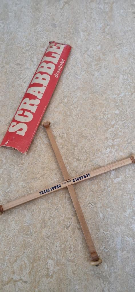 Houten draaitafel scrabble, Ophalen of Verzenden