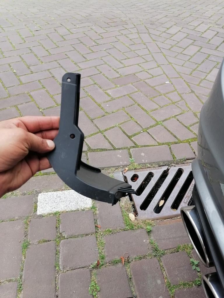 AMG-pakket voorbumper stroomlijnkappen Mercedes w204, Auto-onderdelen, Ophalen of Verzenden