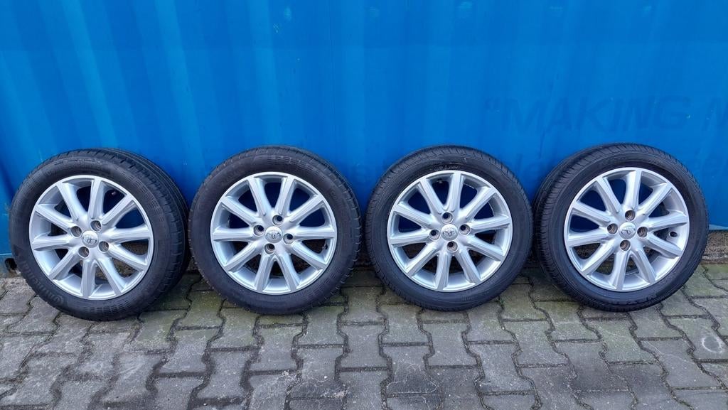 Lichtmetalen velgen Toyota Aygo 108 C1 165/60/15 TOP SET!!, Auto-onderdelen, Banden en Velgen, Banden en Velgen, Zomerbanden, 15 inch