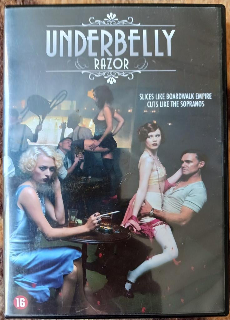 Underbelly Razor, Vanaf 16 jaar, Ophalen of Verzenden, Zo goed als nieuw, Drama
