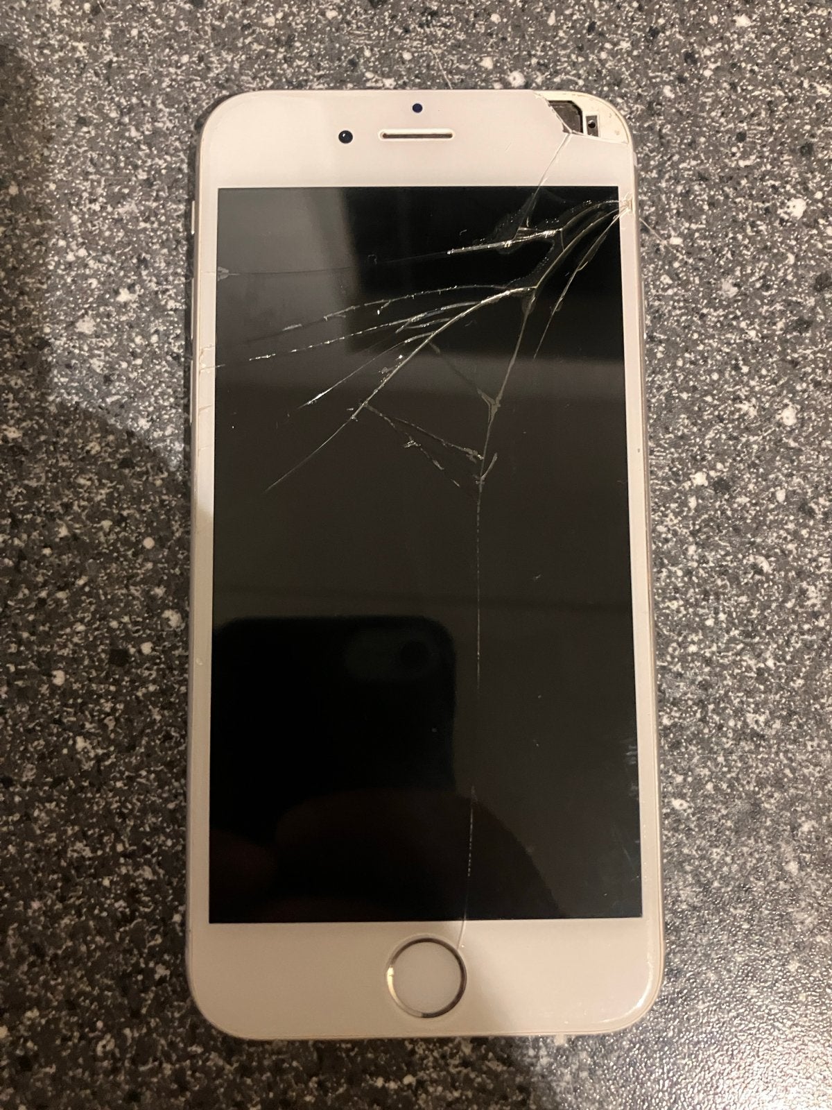 iPhone 6 (A1549) - Scherm gebroken, voor onderdelen, Telecommunicatie, Mobiele telefoons | Apple iPhone, Ophalen of Verzenden