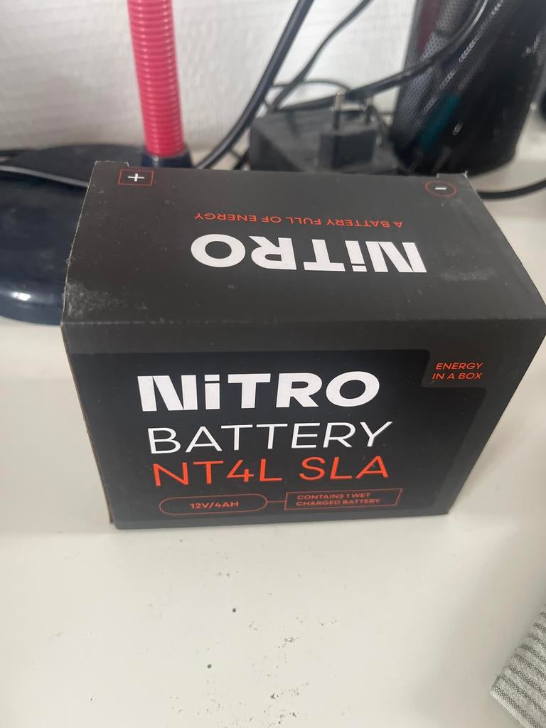 NITRO BATTERY NT4L SLA 12V/4AH - Nieuw in doos, Ophalen of Verzenden, Nieuw, Universele onderdelen