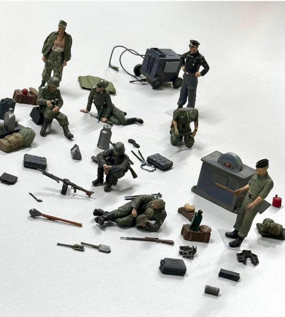 1:35 Soldaten Figuren + Accessoires Militair Leger WOII WO2, Ophalen of Verzenden, Zo goed als nieuw, H, 1:35 tot 1:50