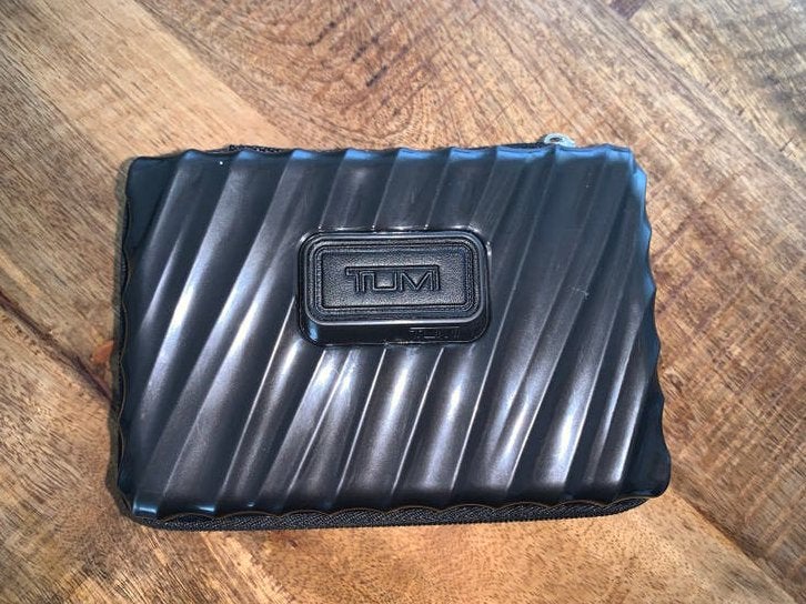 TUMI voor Delta Toilettas/Opbergetui Zwart, Zwart, Minder dan 40 cm, Minder dan 35 cm, Zo goed als nieuw