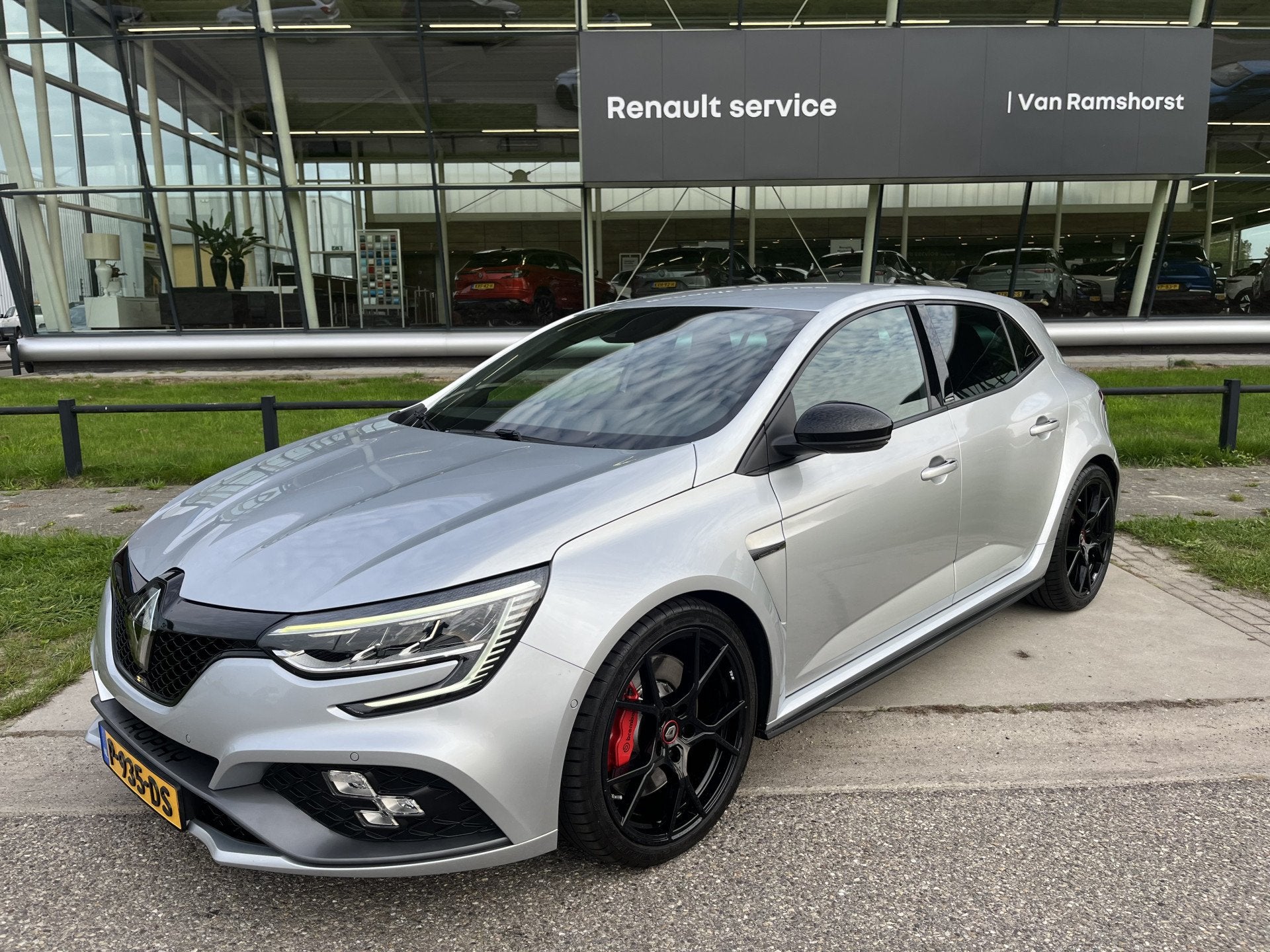 Renault Mégane 1.8 TCe 300PK RS Trophy / 4Control / Camera, Auto's, Gebruikt, Euro 6, 4 cilinders, Verwarmde buitenspiegels