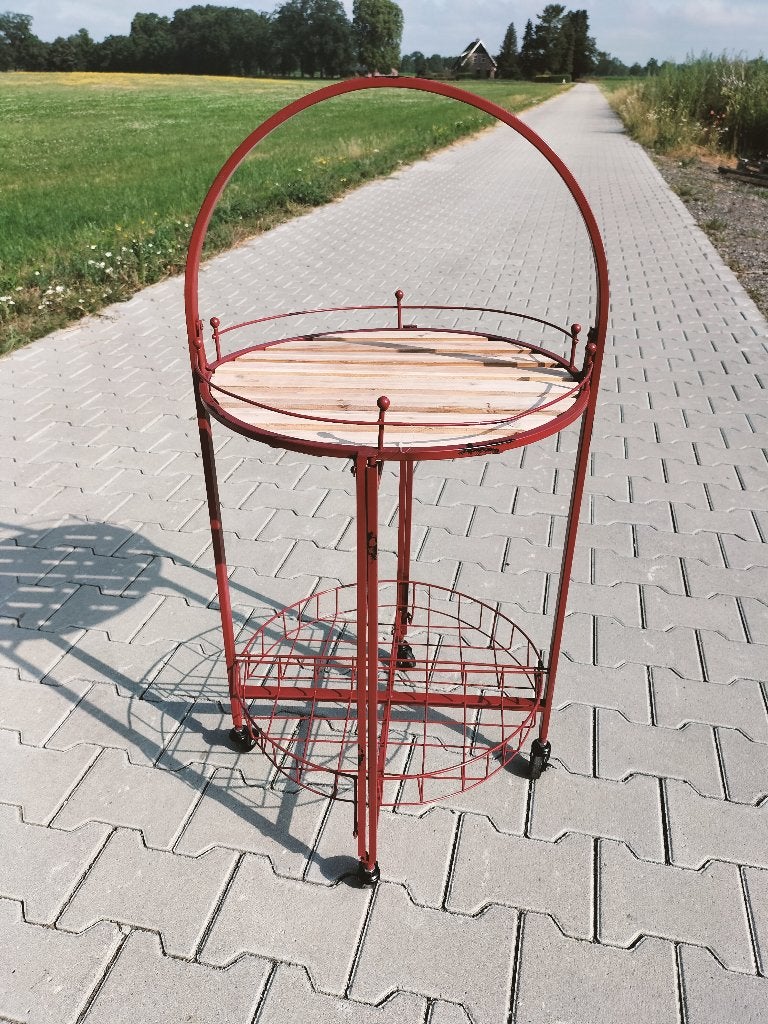 RRP €234,95 - nieuwe Clayre & Eef bijzettafel, met wieltjes, Minder dan 55 cm, Na, Metaal of Aluminium, Na