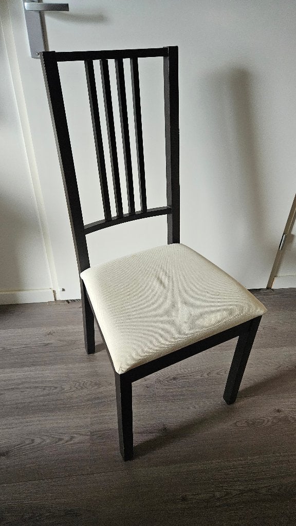 4x Ikea BÖRJE Borje eetkamerstoelen zwart, Huis en Inrichting, Stoelen, Ophalen, Gebruikt, Zwart, Vier