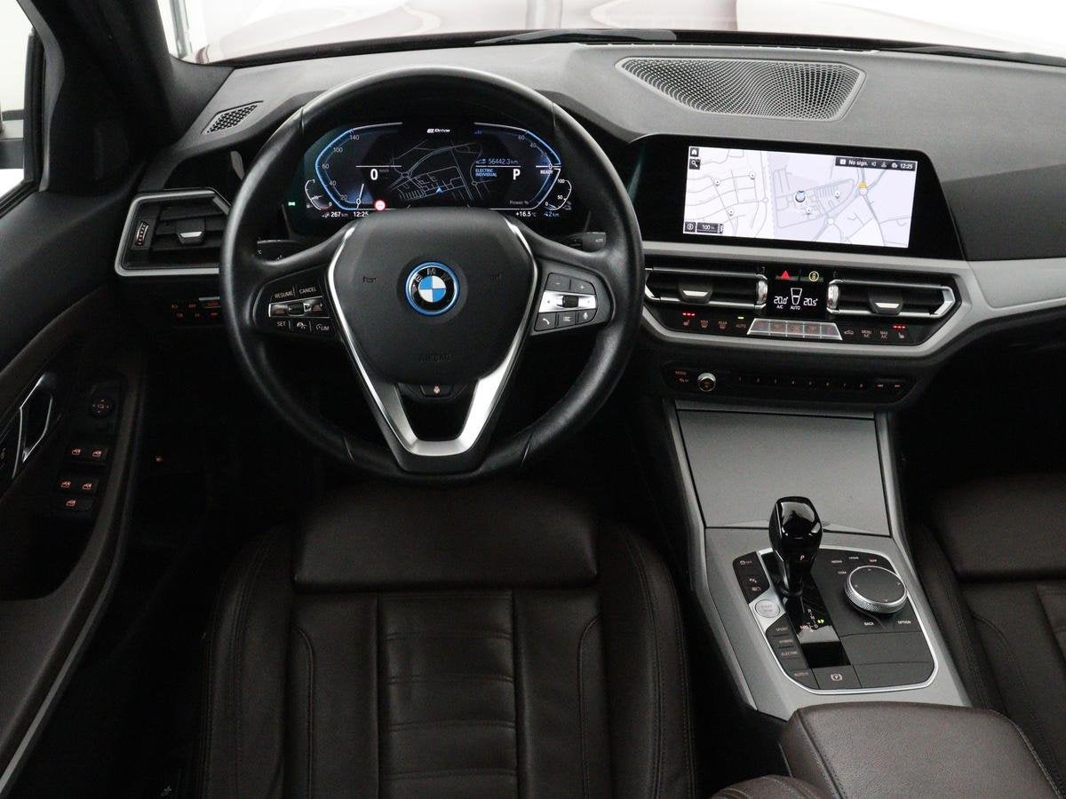 BMW 3-serie 330e Business Edition Plus | Sportstoelen | Lede, Auto's, BMW, 1998 cc, Achterwielaandrijving, Gebruikt, 4 cilinders