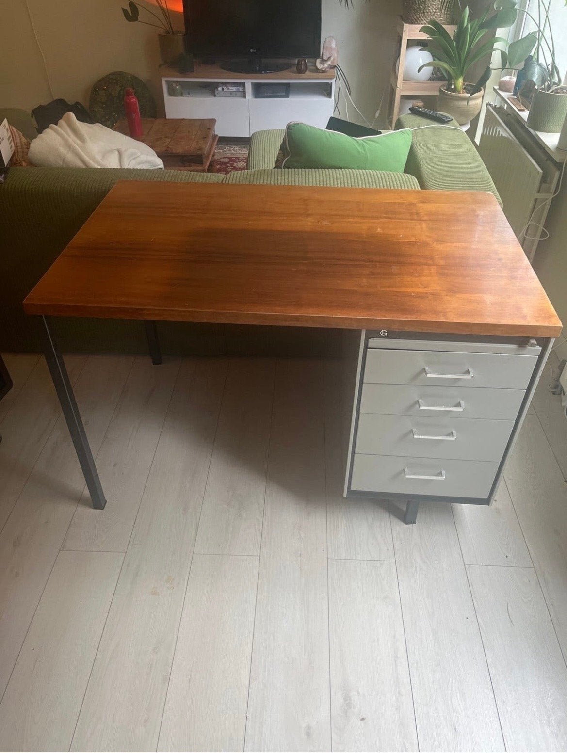 Gispen bureau met ladeblok - Vintage design, Huis en Inrichting, Bureaus, Gispen, Gebruikt, Vintage, Ophalen of Verzenden