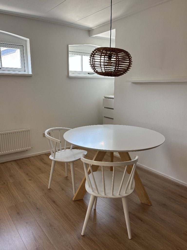 Ronde eettafel – wit blad met houten poten – Ø120 cm, Huis en Inrichting, Tafels | Eettafels, Ophalen, Rond, Scandinavisch, Vier personen