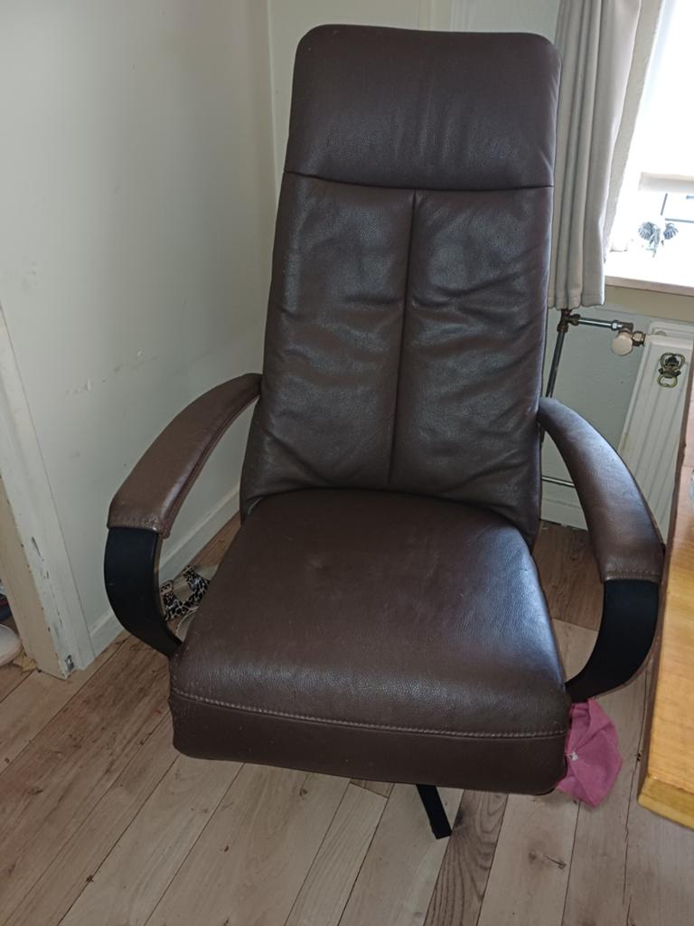 Prominent electrische stoel, Ophalen, Gebruikt, Minder dan 75 cm, Leer