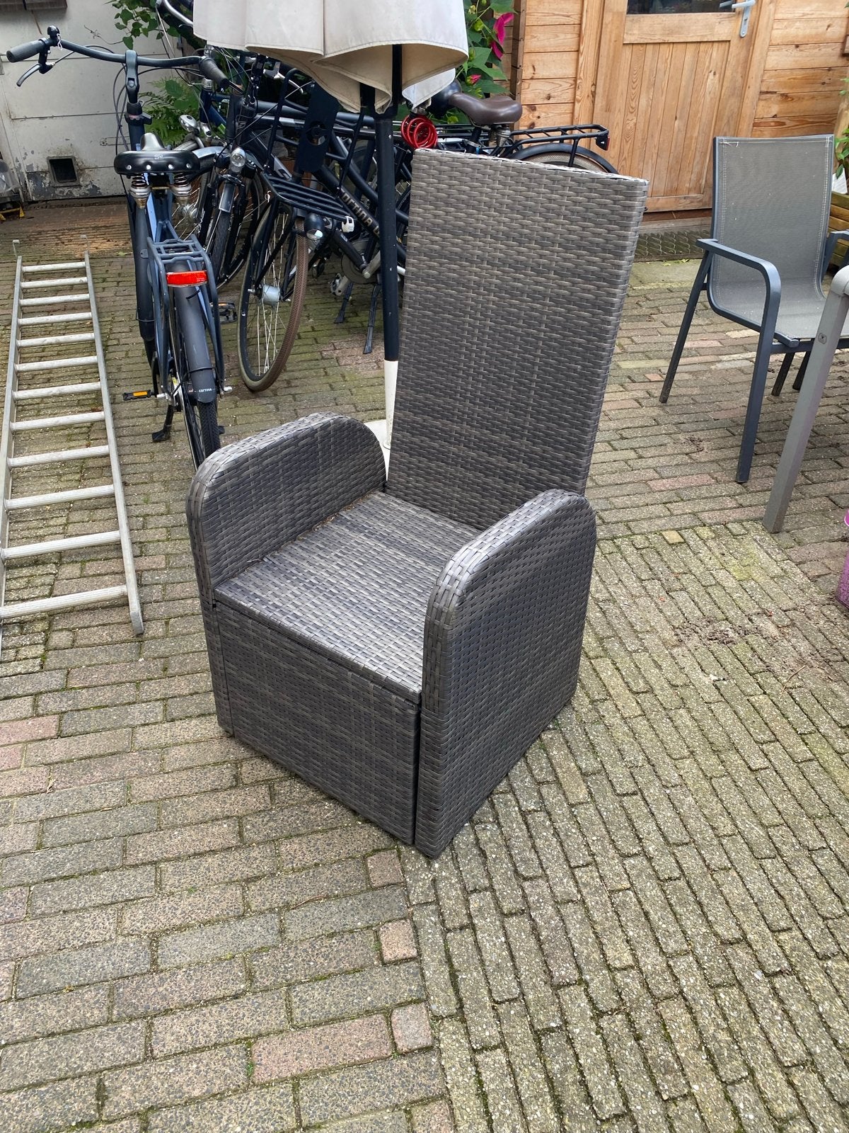 Verstelbare Wicker Tuinstoel - Zo goed als nieuw, Tuin en Terras, Ophalen, Zo goed als nieuw, Wicker, Verstelbaar