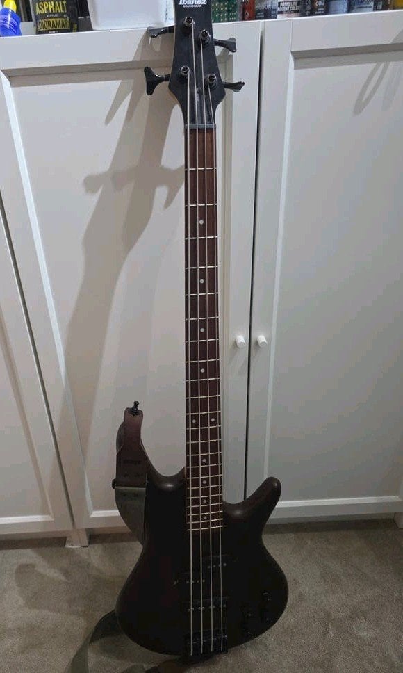 Ibanez GSR 200B, Ophalen, Gebruikt, Elektrisch