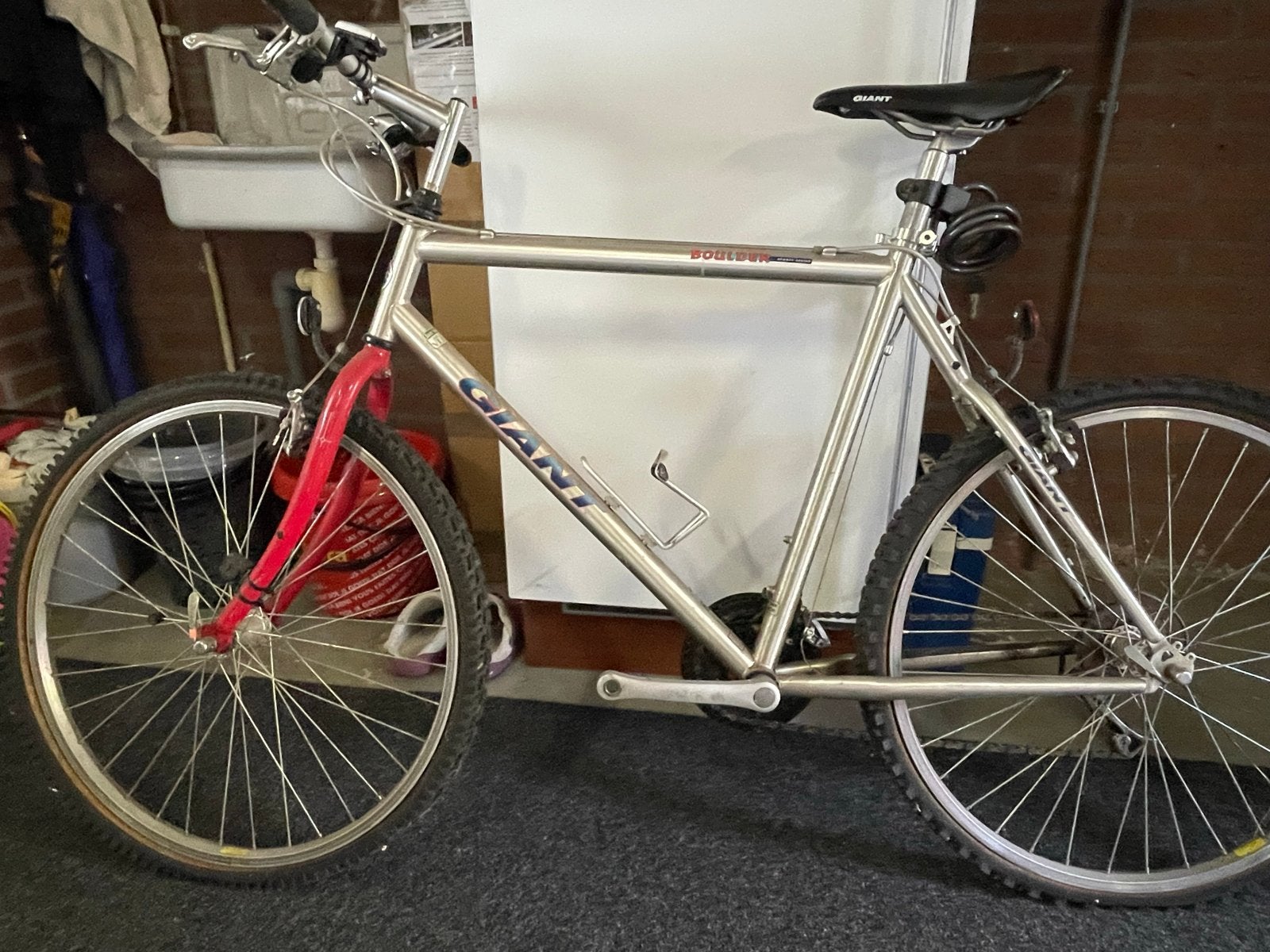 Giant Mountainbike - Klassieke Boulder, Ophalen, Gebruikt, Heren, Giant