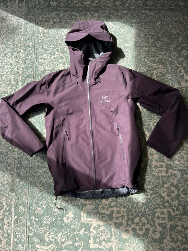 Arc’teryx Beta LT Zomerjas, Ophalen of Verzenden, Zo goed als nieuw, Maat 38/40 (M), Paars