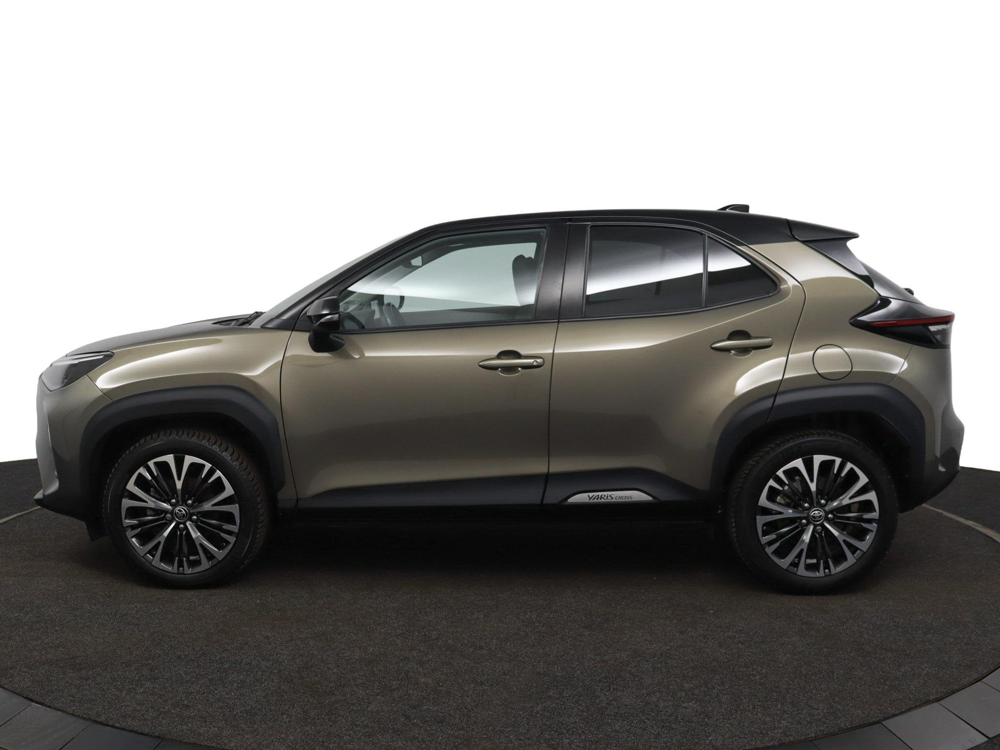 Toyota Yaris Cross 1.5 Hybrid Adventure | Stoelverwarming |, 12 maanden, Gebruikt, 1490 cc, Bedrijf