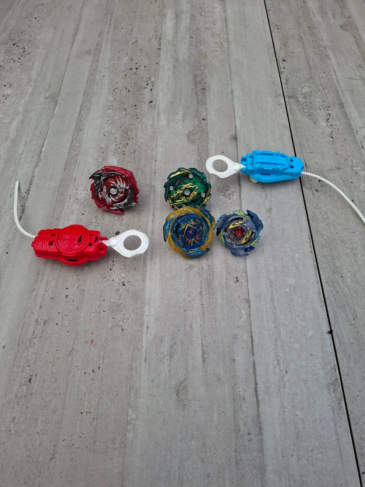 Beyblade Burst Set met Launchers en 4 Beyblades, Ophalen, Gebruikt, Jongen of Meisje