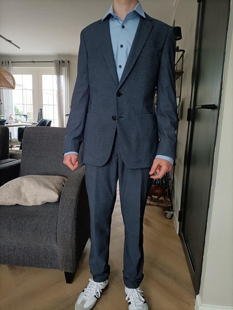 Hugo Boss kostuum maat 44 Slim Fit, Kleding | Heren, Kostuums en Colberts, Ophalen, Blauw, Zo goed als nieuw, BOSS Hugo Boss