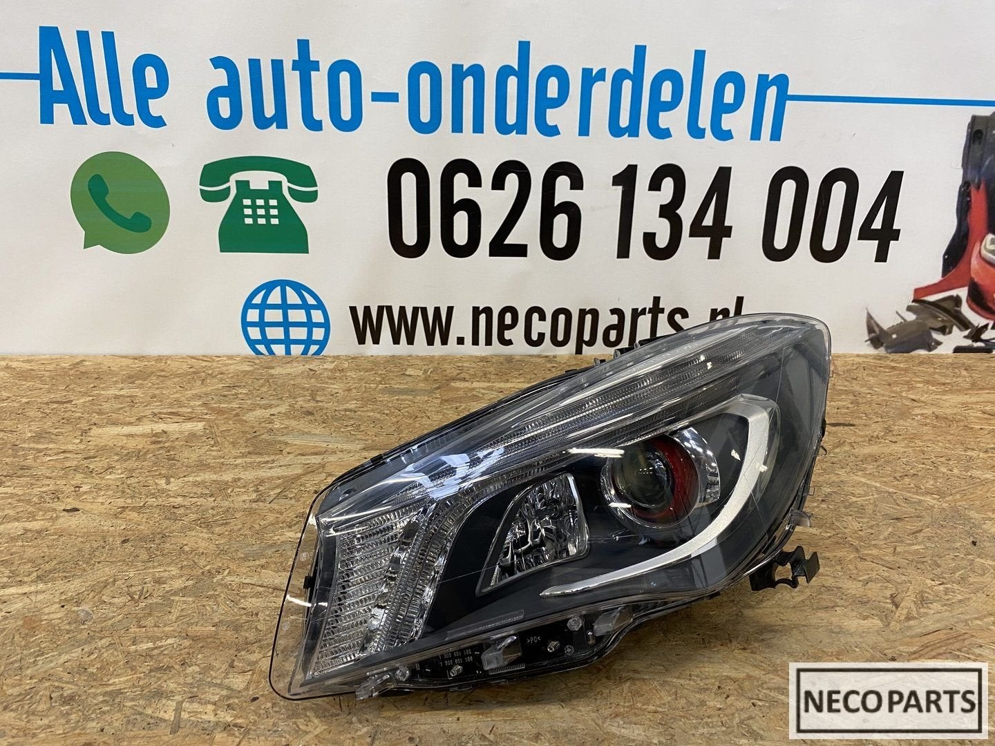 CLA W117 ILS AMG ROOD XENON KOPLAMP LINKS A1179067300, Auto-onderdelen, Verlichting, Gebruikt, -, Ophalen of Verzenden, -