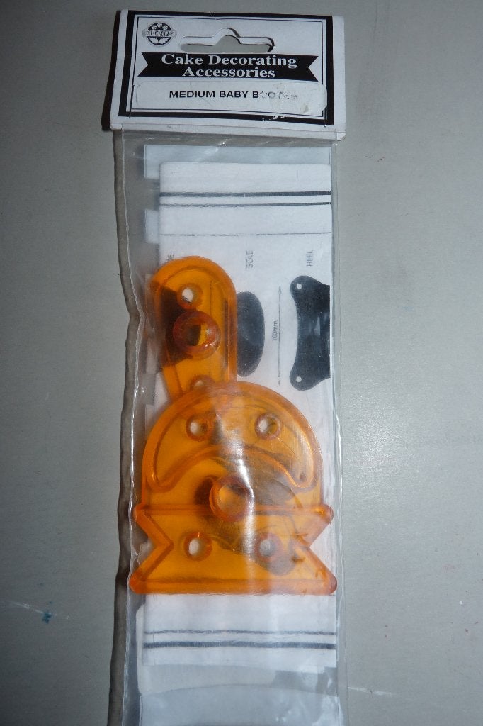 nieuw JEM uitsteker baby bootee medium, Hobby en Vrije tijd, Ophalen of Verzenden, Nieuw, Taarten, Versiering