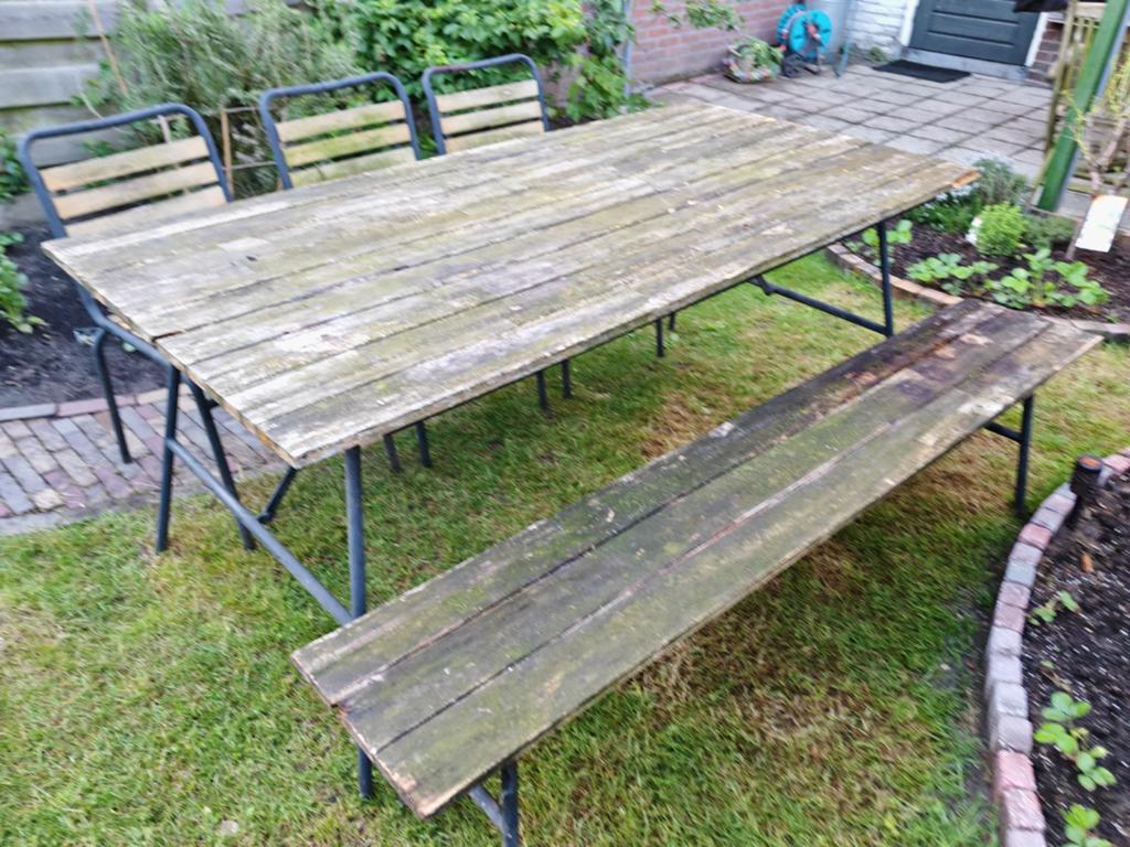 Opklapbare/stapelbare ijzeren meubels met houten planken, Tuin en Terras, Tuintafels, Gebruikt, Rechthoekig, Hout, Ophalen
