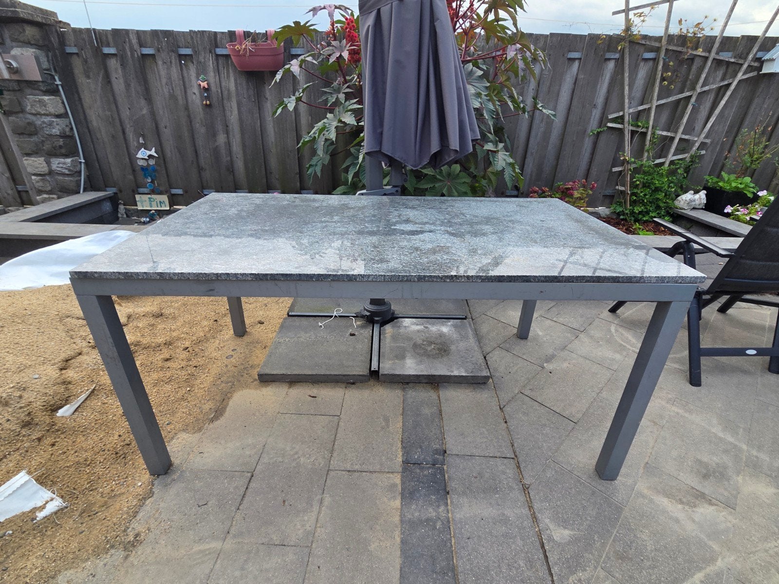 Tuintafel met granieten blad, Ophalen, Gebruikt, Rechthoekig, Metaal