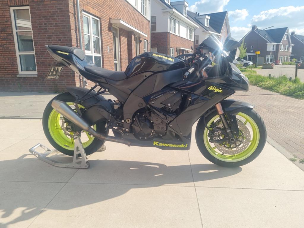 Kawasaki Ninja ZX-10R - Zwart met neon gele accenten, Motoren, Motoren | Kawasaki, 4 cilinders, Gebruikt, Super Sport, Particulier
