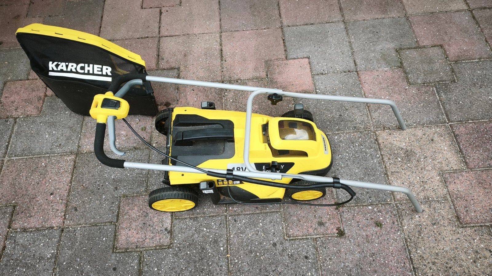 Kärcher 18v maaimachine, Tuin en Terras, Ophalen, Gebruikt, Accu