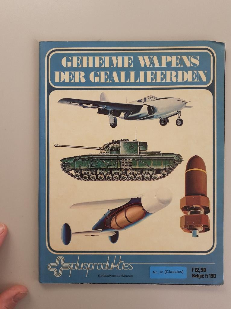 PLUSPRODUCTIE - GEHEIME WAPENS DER GEALLIEERDEN 1978 €2, Verzamelen, Militaria | Tweede Wereldoorlog, Ophalen of Verzenden, Overige soorten