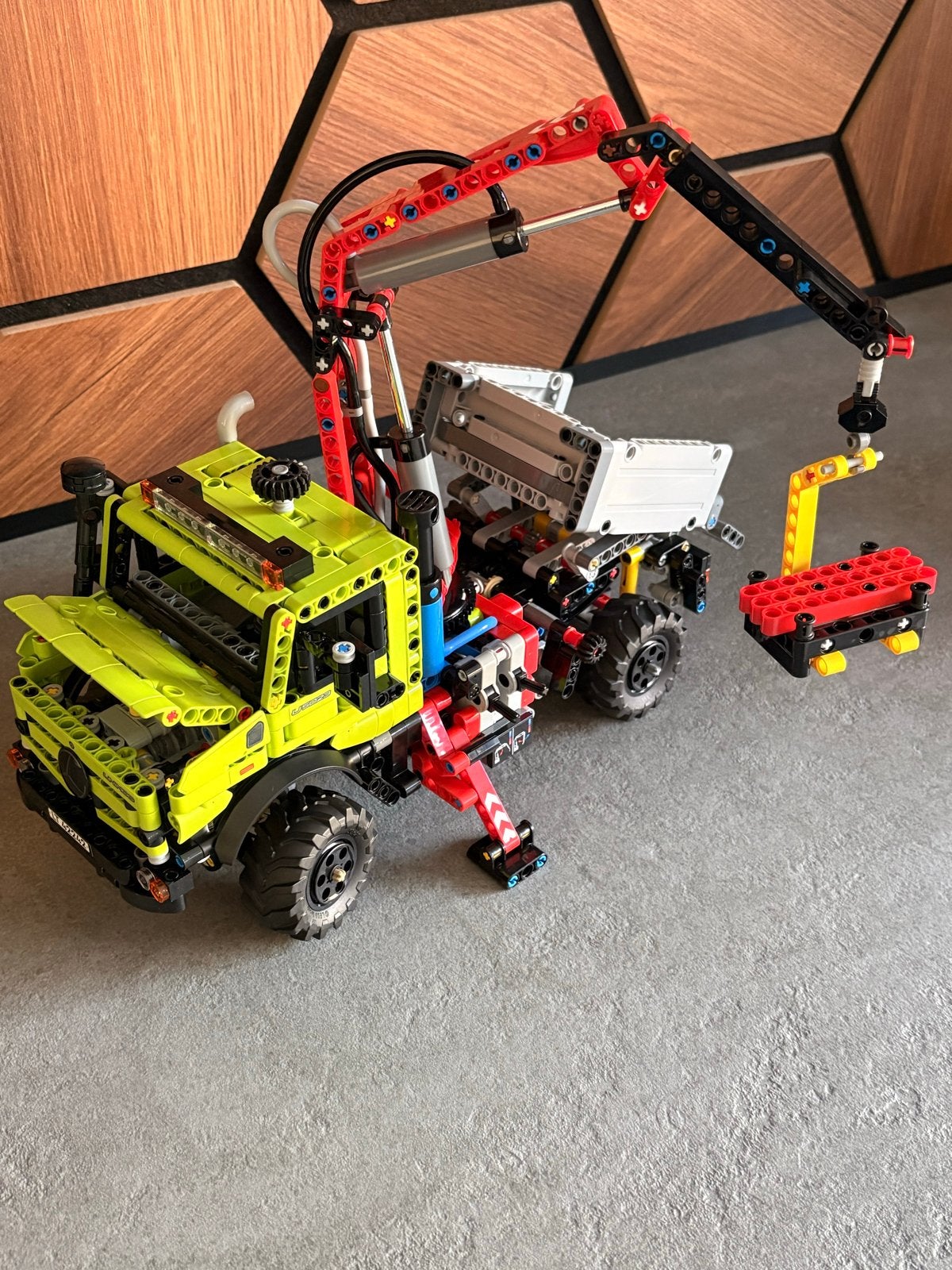 !!perfect!!LEGO Technic Mercedes-Benz Unimog U 400 ( 42242 ), Kinderen en Baby's, Speelgoed | Duplo en Lego, Lego, Ophalen of Verzenden