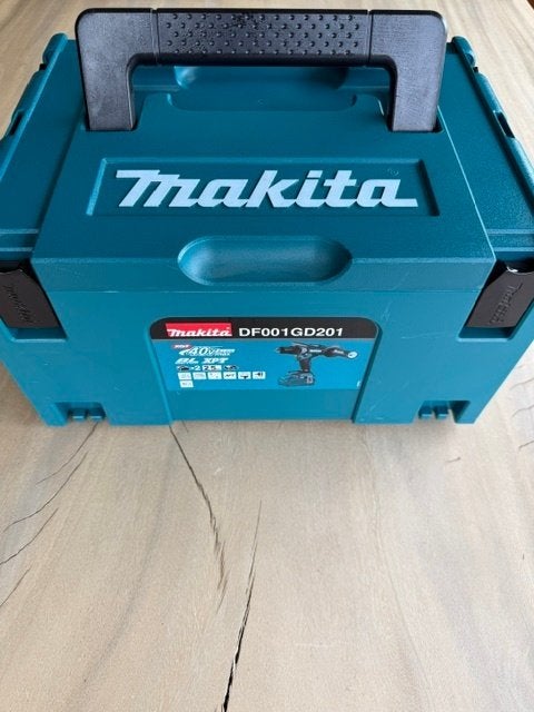 Makita DF001GD201 40V XGT boormachine - NIEUW, Ophalen of Verzenden, Nieuw, Boormachine