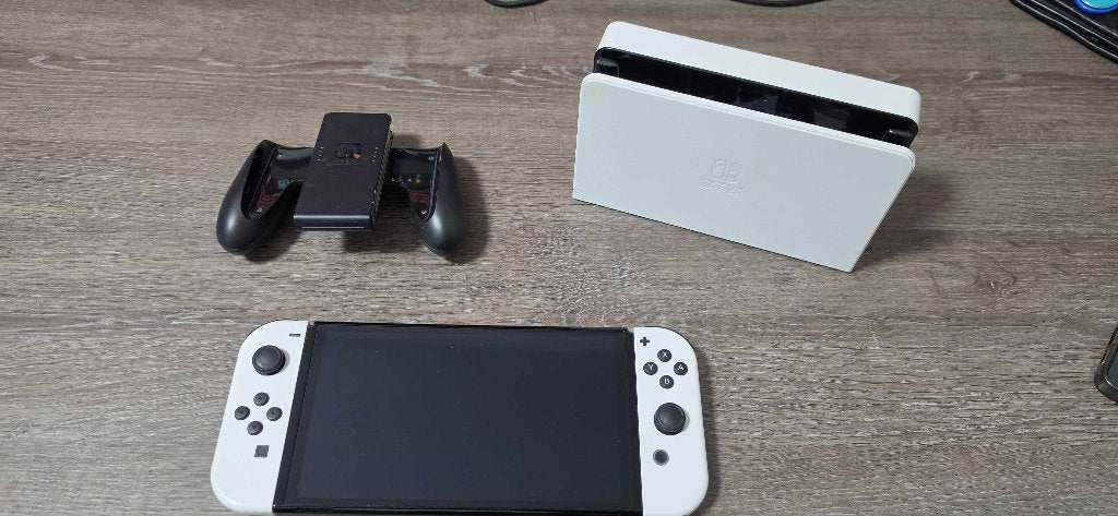 Nintendo Switch (OLED) Wit, Spelcomputers en Games, Spelcomputers | Nintendo Switch, Ophalen of Verzenden, Zo goed als nieuw, Met 1 controller
