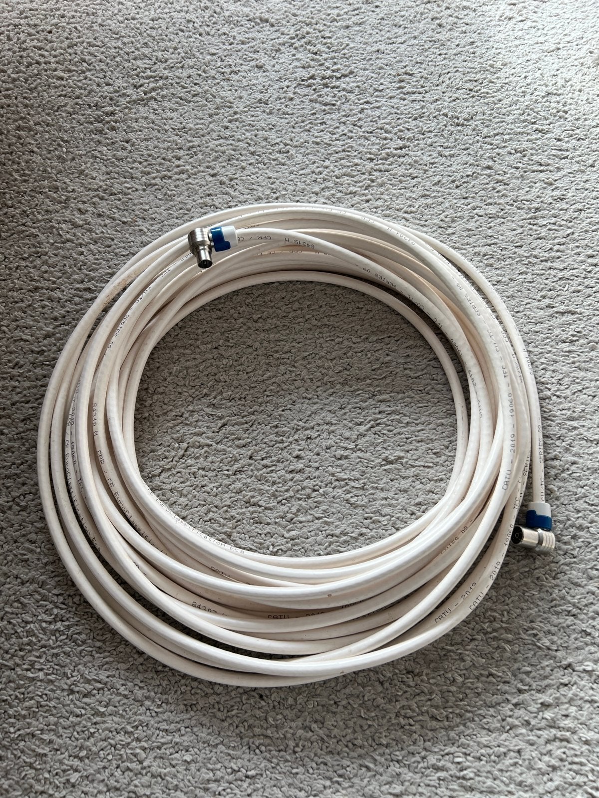 Coax kabel 8 meter kabelkeur Ziggo Hirschmann, Ophalen of Verzenden, Zo goed als nieuw, Coaxiale kabel