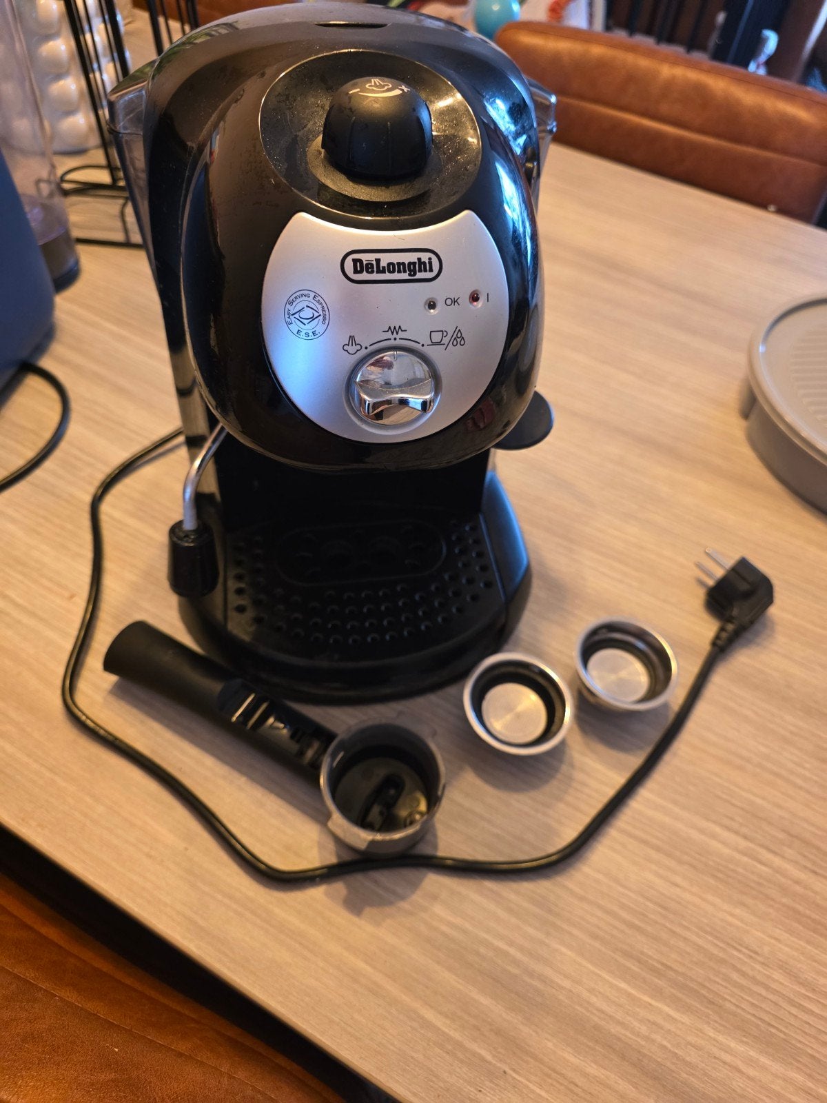Delonghi Piston Espresso Apparaat, Ophalen of Verzenden, Espresso apparaat, Gemalen koffie
