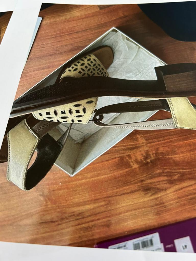 Rieker danes sckoehen lwer en ekadtiek beige, Ophalen, Nieuw, Beige, Sneakers of Gympen