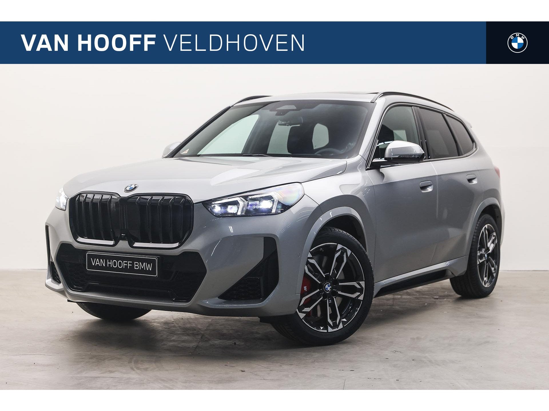 BMW X1 xDrive23i M Sport Automaat / Trekhaak / Adaptieve LED