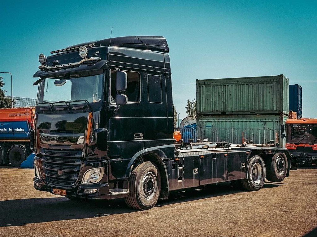 2015 DAF XF 510 SC 6x2 Hiab 22T Haakarm EURO 6Truck, Euro 6, Overige brandstoffen, Bedrijf, 2 stoelen