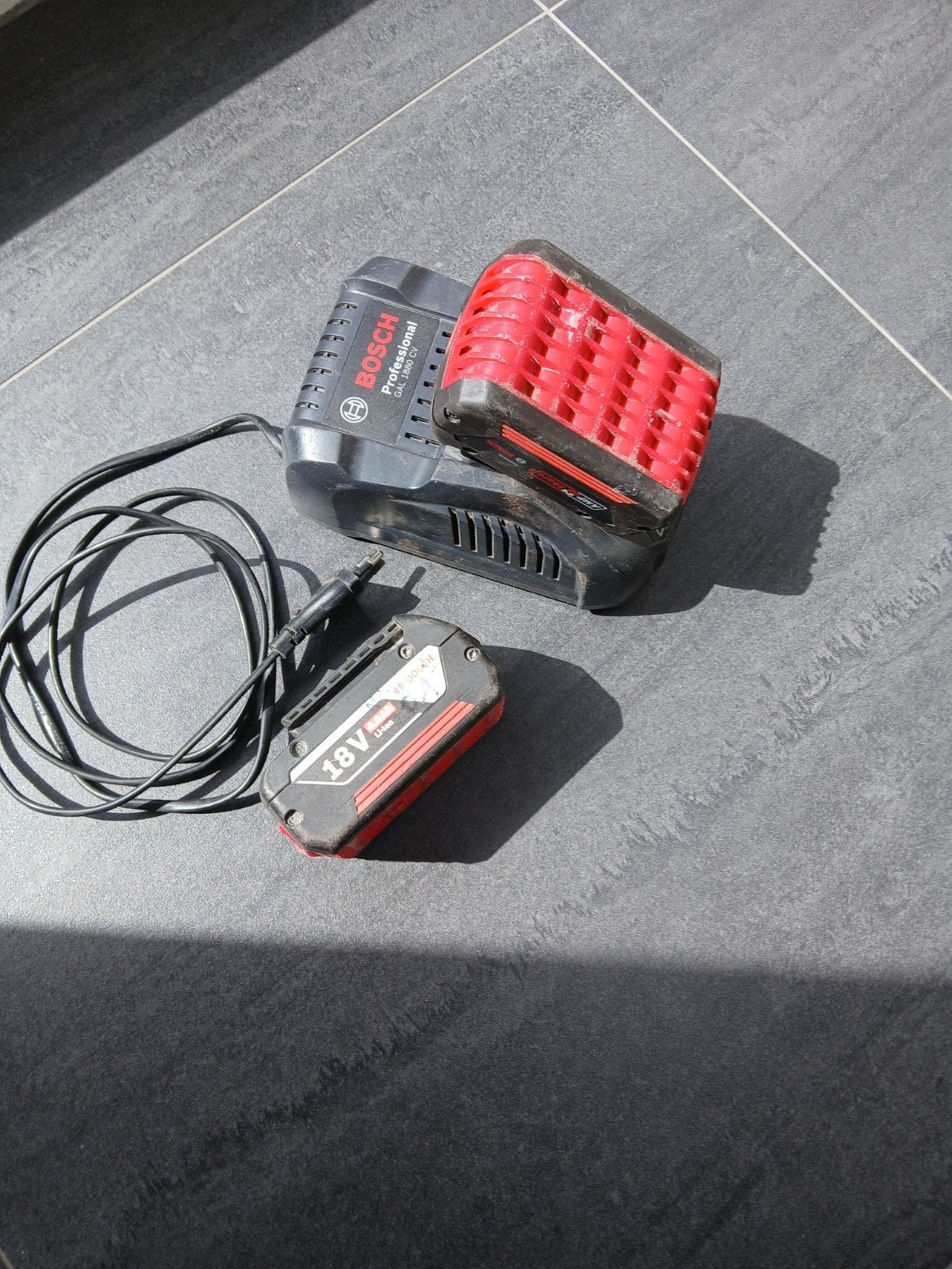 Bosch Professional 18V Accu's en Oplader, Doe-het-zelf en Verbouw, Gereedschap | Machine-onderdelen en Toebehoren, Ophalen of Verzenden