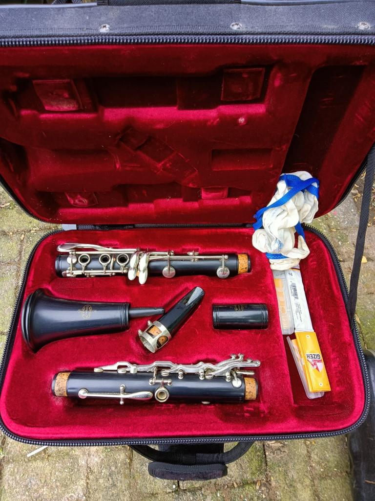 Buffet, Muziek en Instrumenten, Ophalen, Gebruikt, Overige materialen