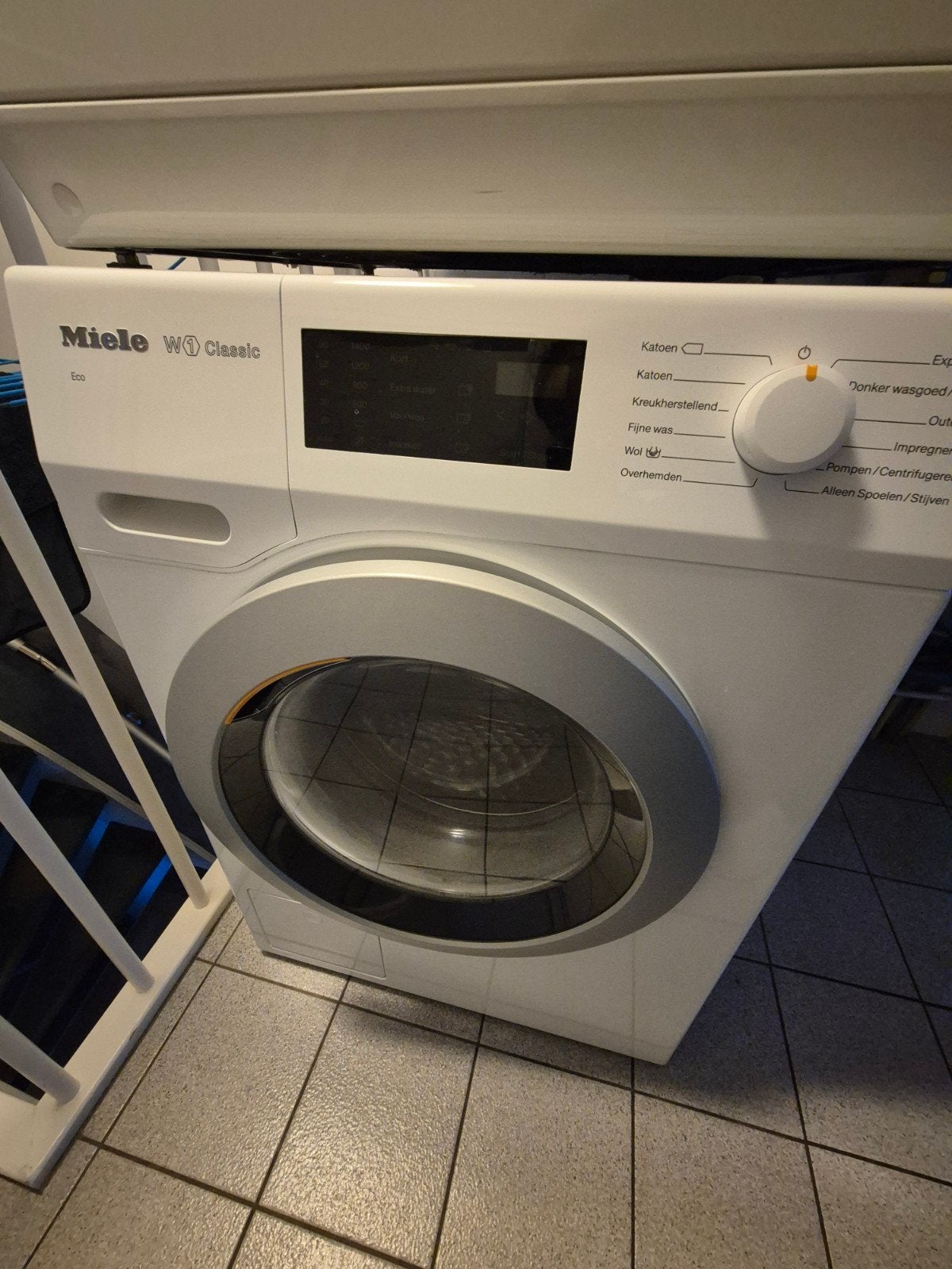 Miele W 1 Classic wasmachine, Ophalen, 1200 tot 1600 toeren, Gebruikt, 8 tot 10 kg
