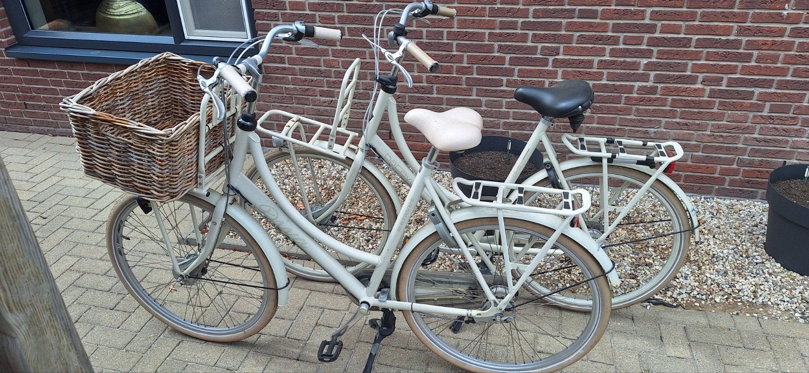 2 batavus diva 7 versnellingen Crème, Fietsen en Brommers, Fietsen | Dames | Damesfietsen, Ophalen, Gebruikt, Batavus, (Extra) lage instap