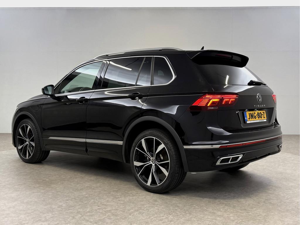 Volkswagen Tiguan 1.4 TSI eHybrid R-Line | Pano | HuD | Sfee, 4 cilinders, Zwart, Hybride Elektrisch/Benzine, 1711 kg