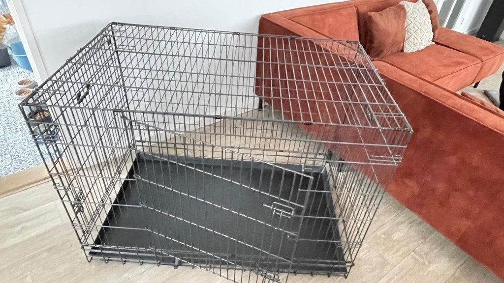 Grote bench voor hond of kat 122 x 90 x 75 z.g.a.n., Dieren en Toebehoren, Ophalen, Zo goed als nieuw