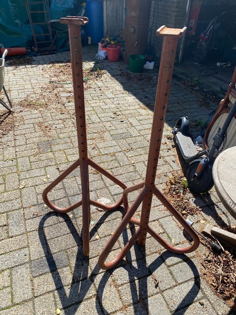2 assteunen, Ophalen, Gebruikt