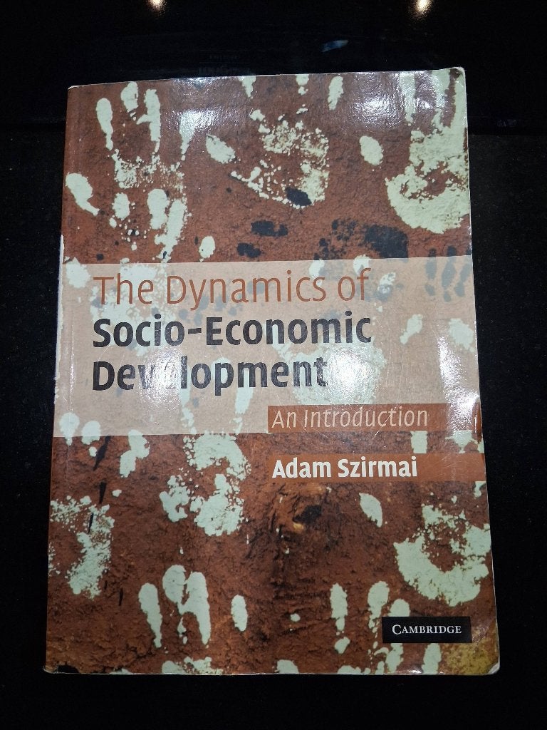The dynamics of socio-economic development, Gelezen, Adam Szirmai, Beta, HBO