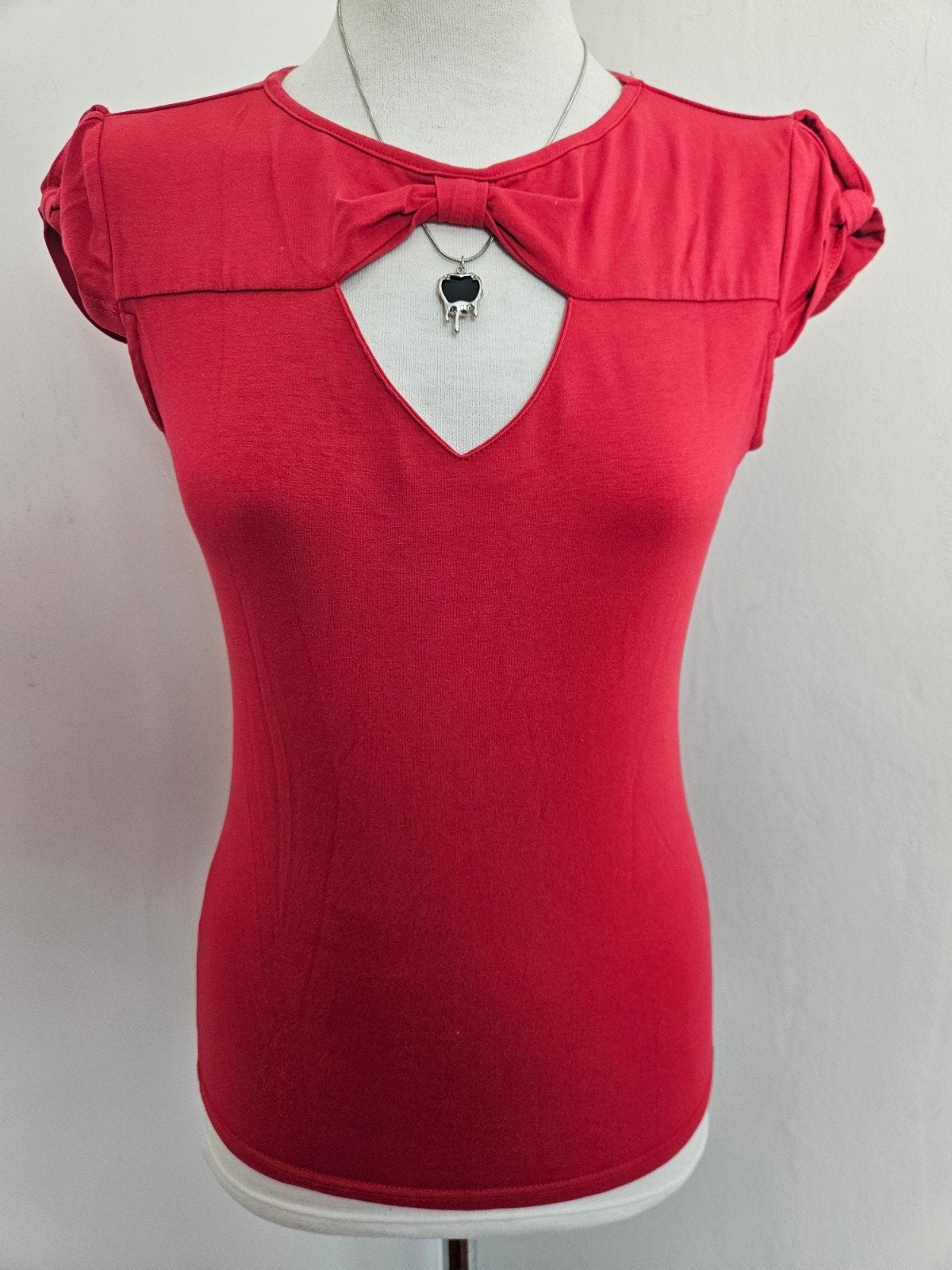 Geweldige rode top van Banned Retro, mt S!, Ophalen of Verzenden, Korte mouw, Maat 36 (S), Rood